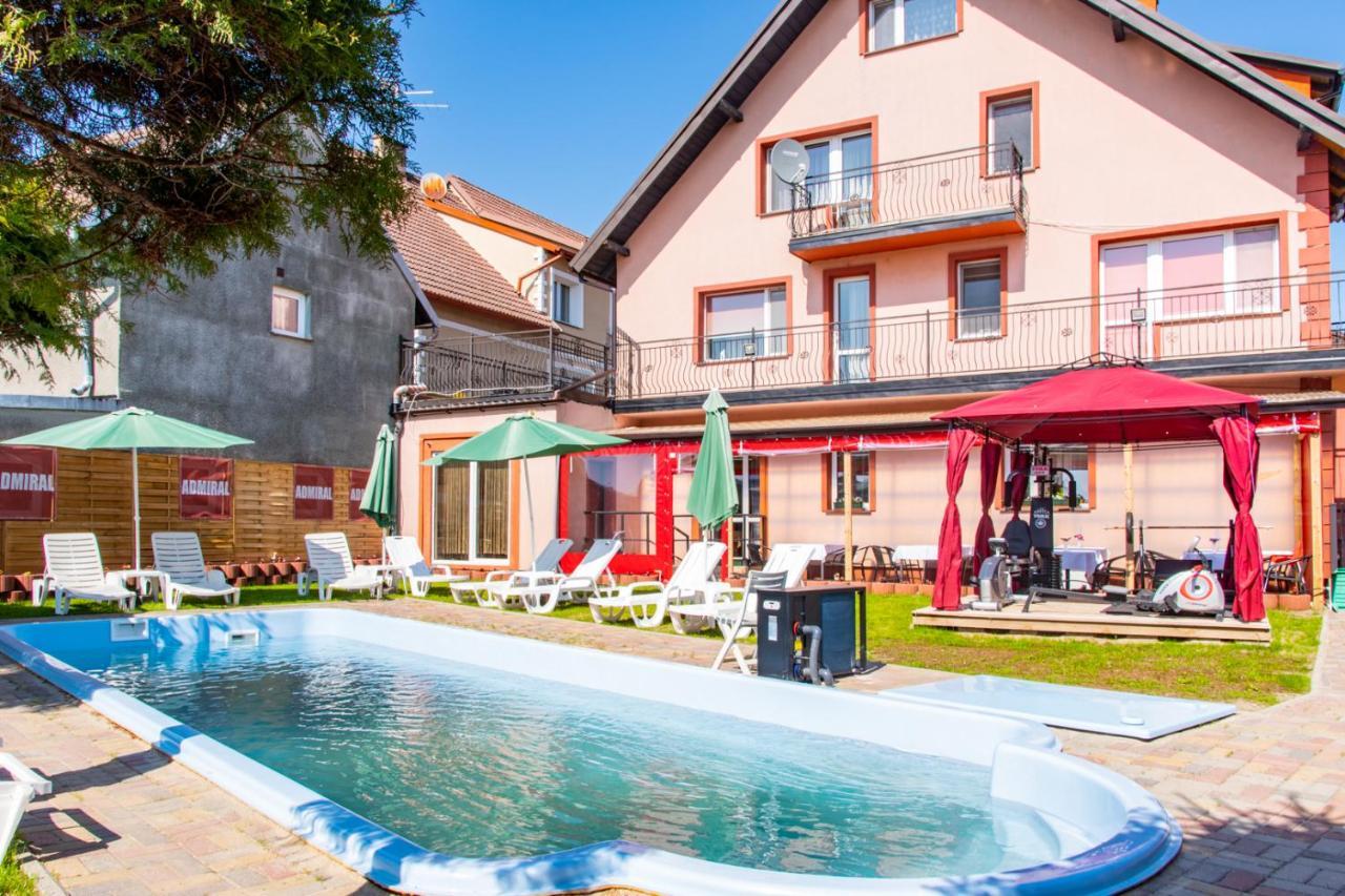 Admiral Aqua Resort Мєлно Екстер'єр фото