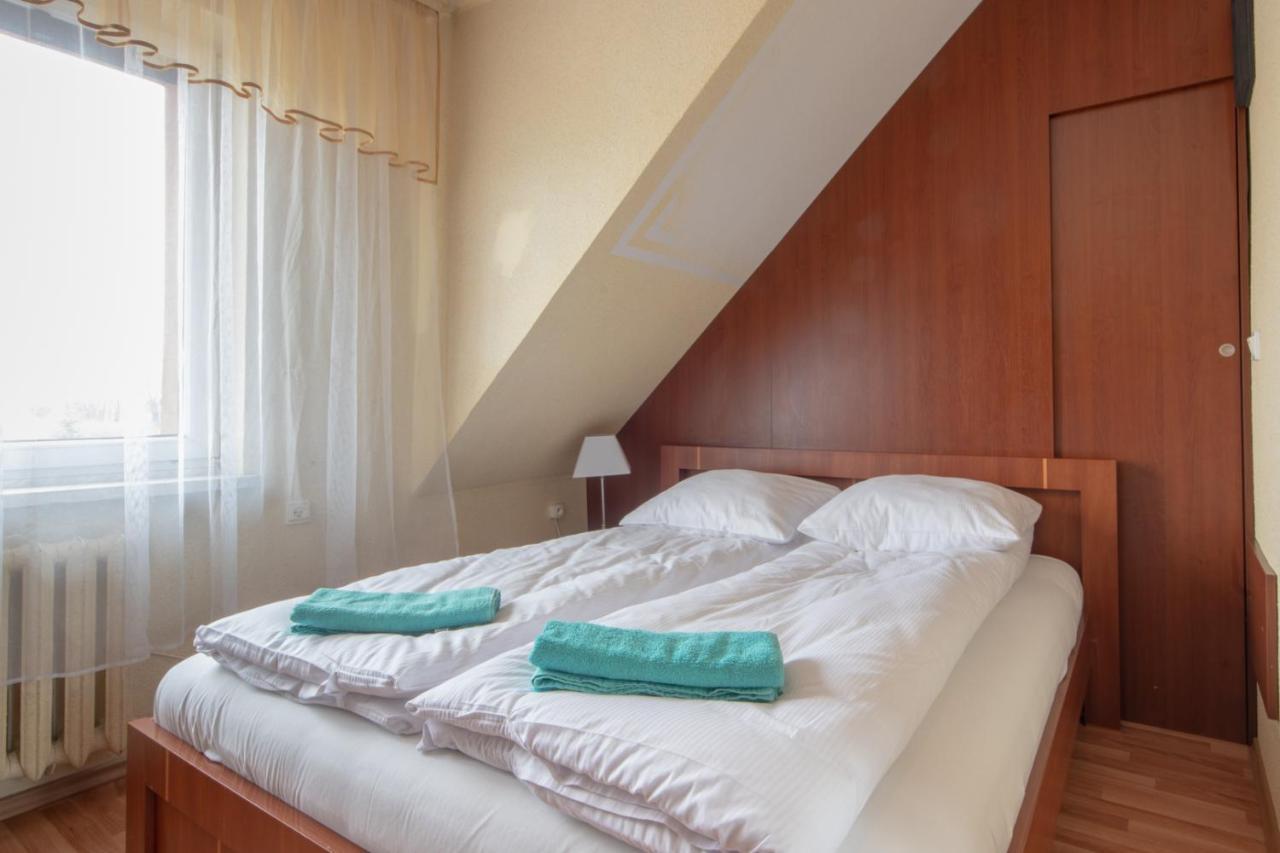 Admiral Aqua Resort Мєлно Екстер'єр фото